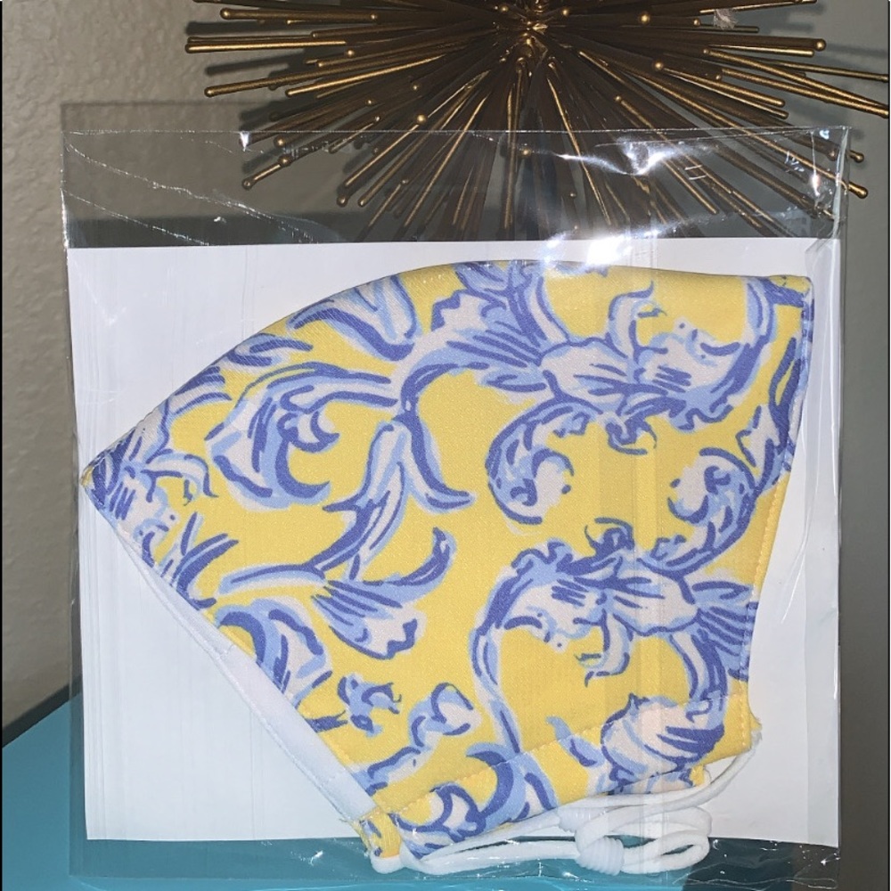 NEW TORY BURCH IN PACKAGE PRINTED FACE MASK